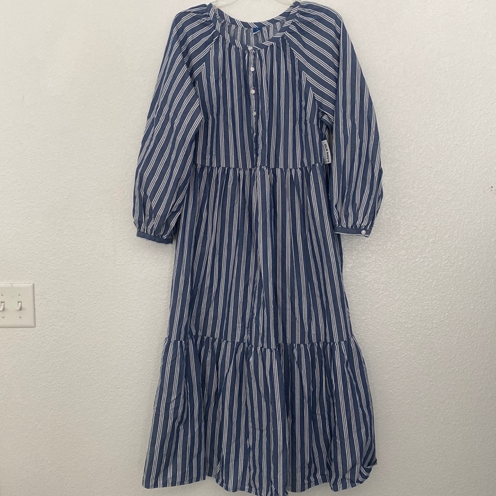 Old Navy Blue and White Striped Long Sleeve Maxi Dress